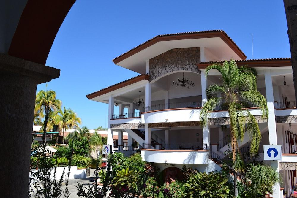 Hotel Maria Isabel Colima Esterno foto