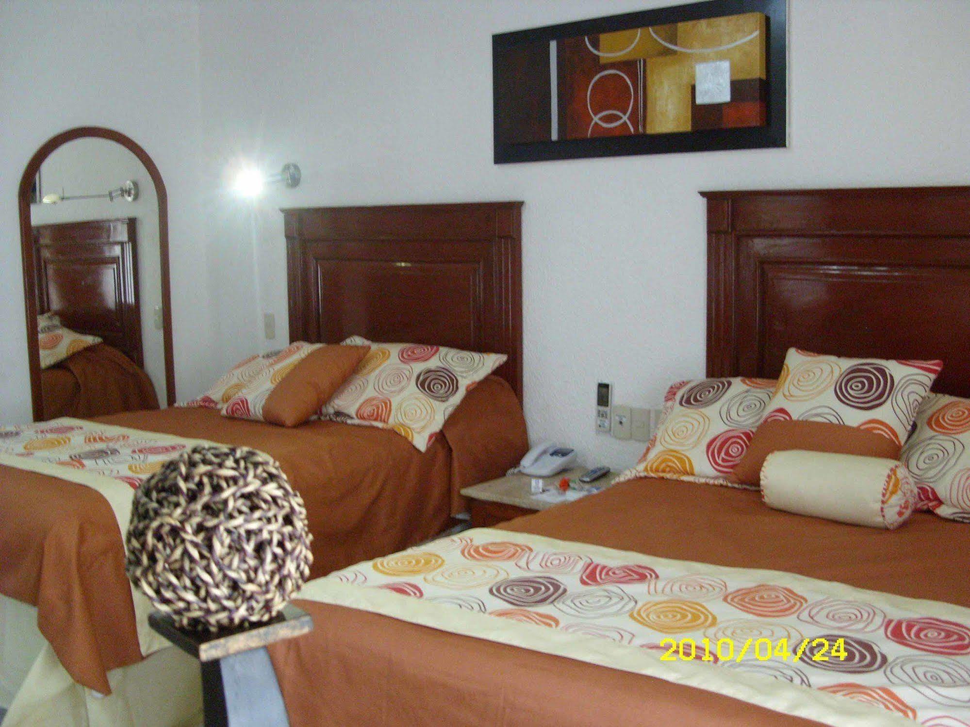 Hotel Maria Isabel Colima Esterno foto